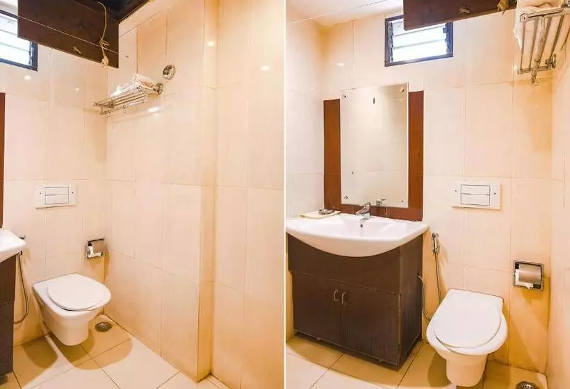 Fabhotel Emerald