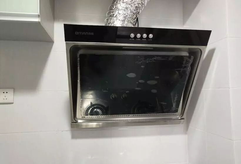 Gemmed Apartment
