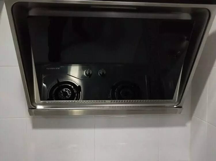 Gemmed Apartment