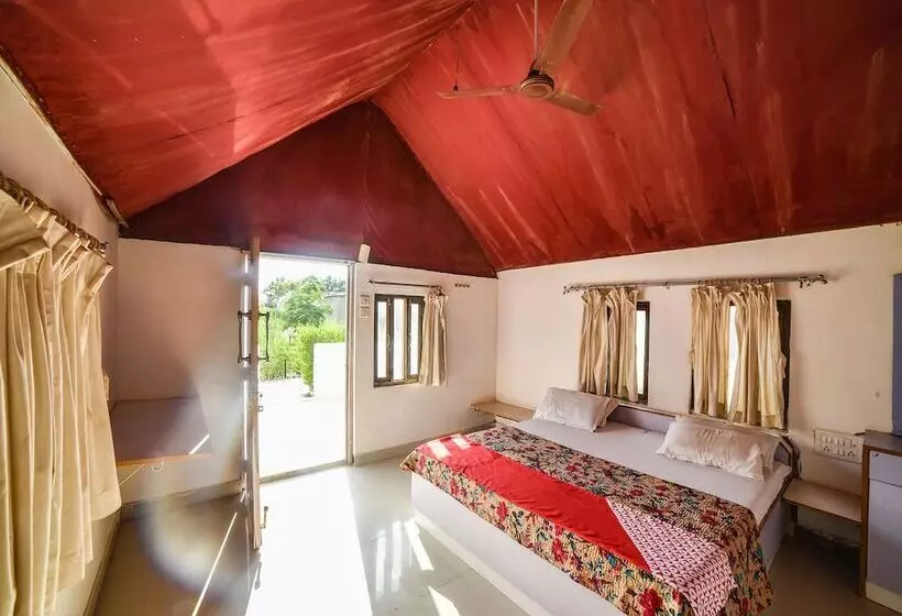 ホテル Kf Resorts By Oyo Rooms