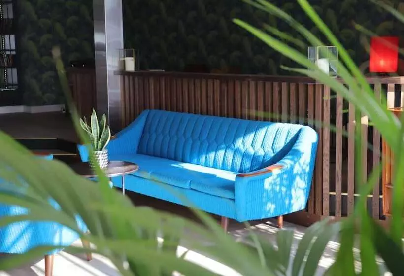 ホテル Lyngørporten