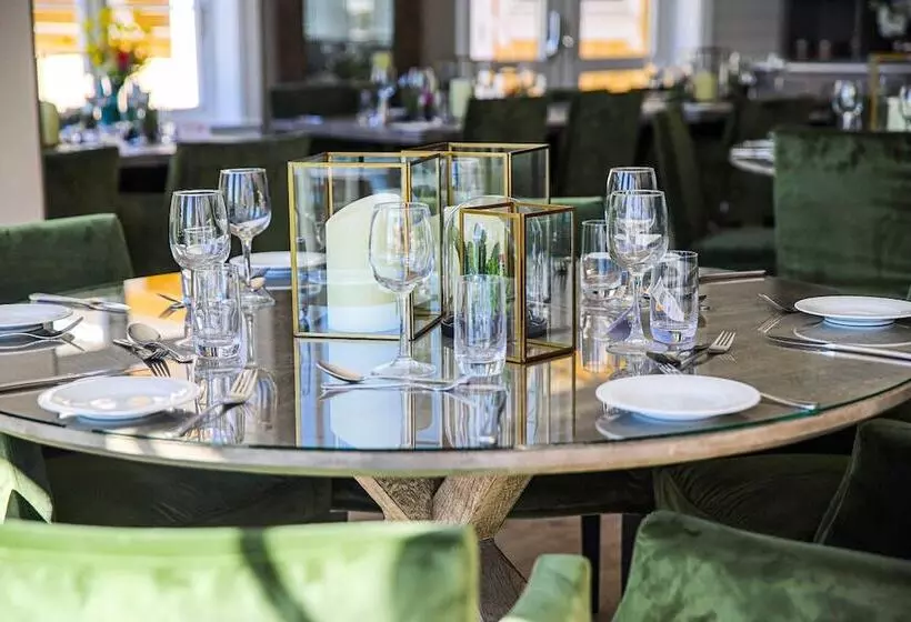 ホテル Lyngørporten