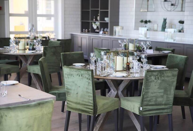 Отель Lyngørporten