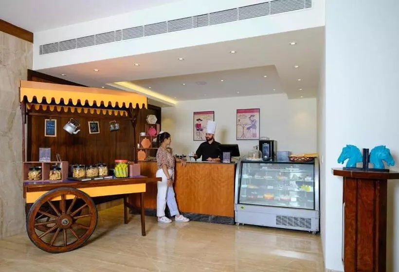 ホテル Zone By The Park, Jammu