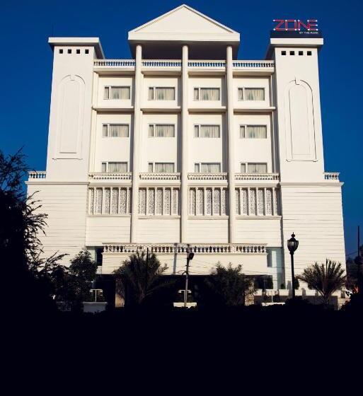 هتل Zone By The Park, Jammu