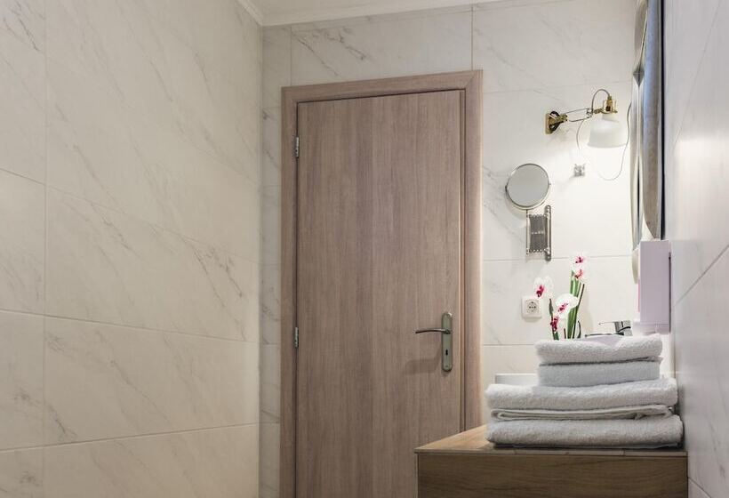 بنسيون Dome Rooms Downtown