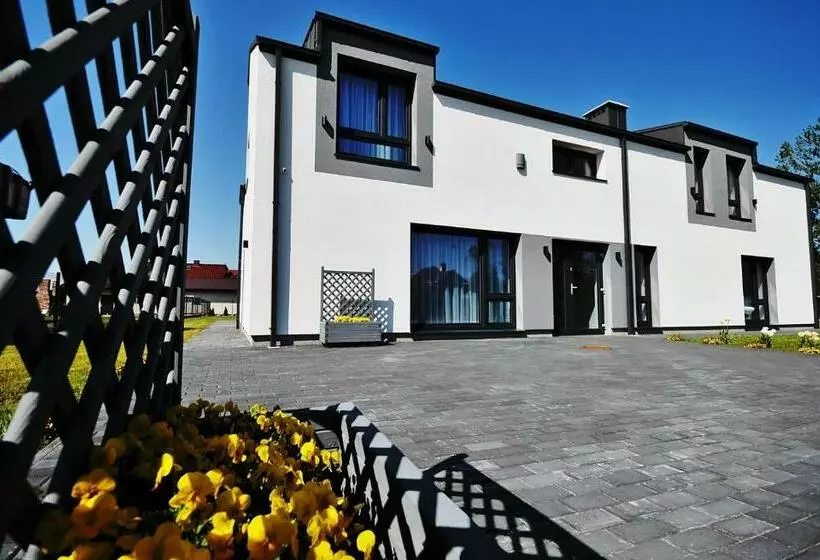 Villa Blanca