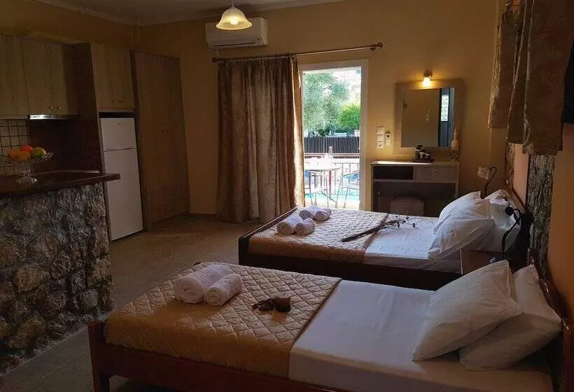 Alkionis Pool View Apartments