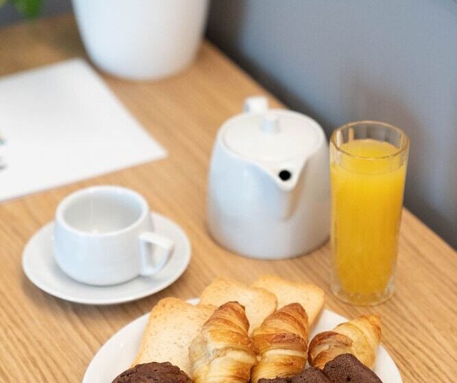 Chroma Fashions & Apartments