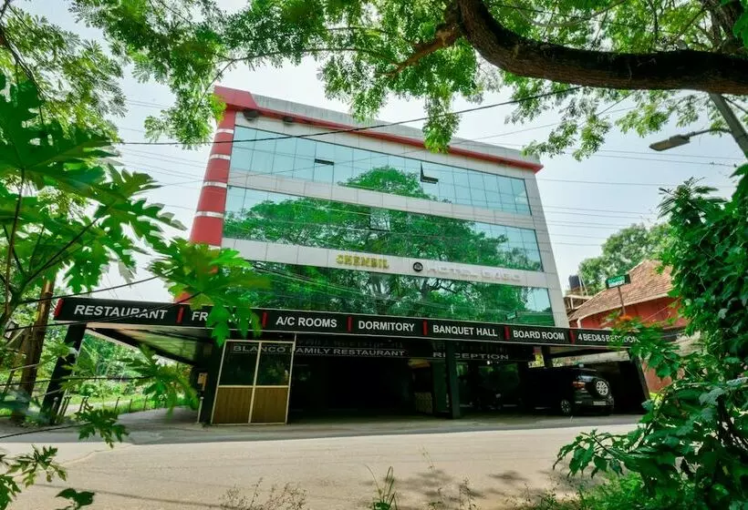 ホテル Chembil Residency By Oyo Rooms