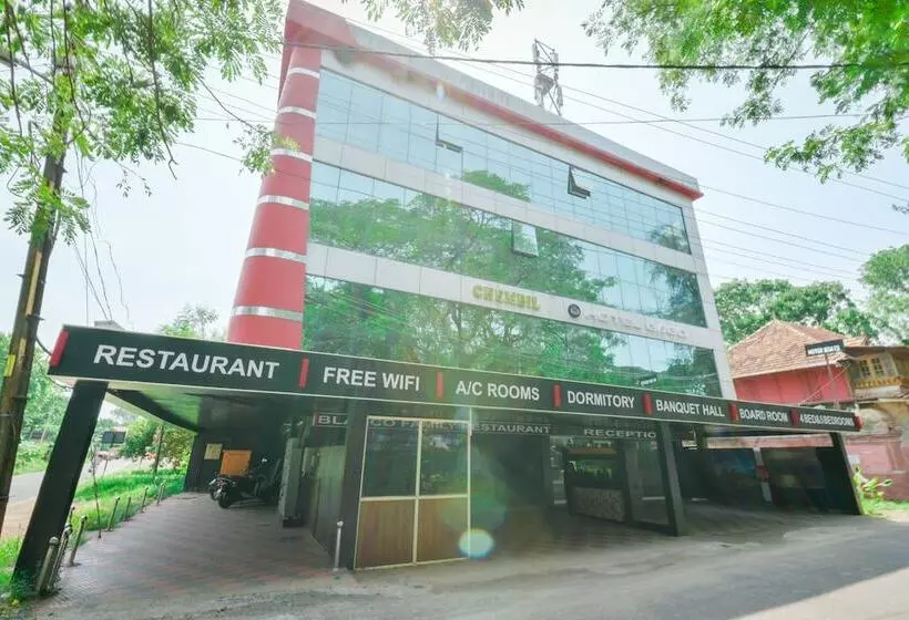 ホテル Chembil Residency By Oyo Rooms