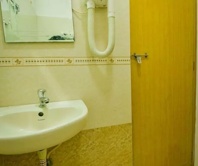 ホテル Chembil Residency By Oyo Rooms