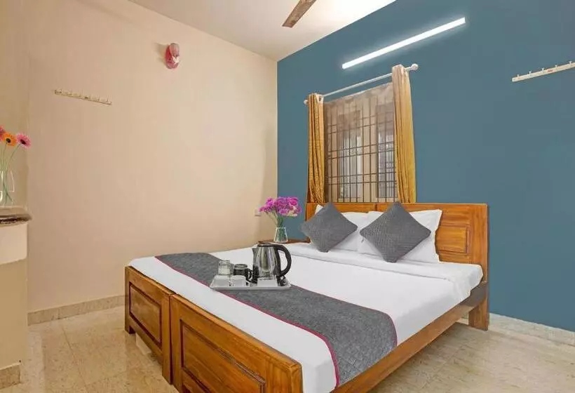ホテル Super Townhouse Orchid Sankrish Near Balaji Dental College