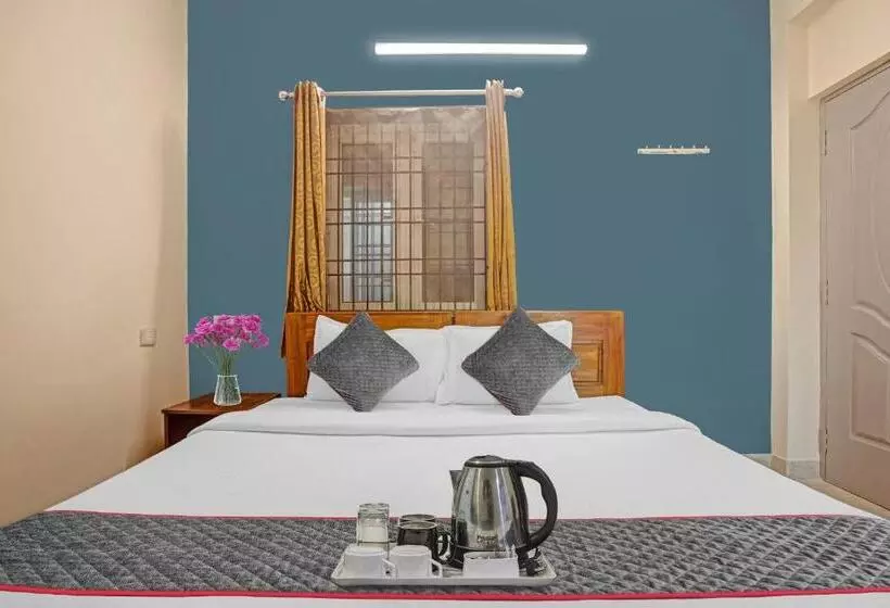 ホテル Super Townhouse Orchid Sankrish Near Balaji Dental College