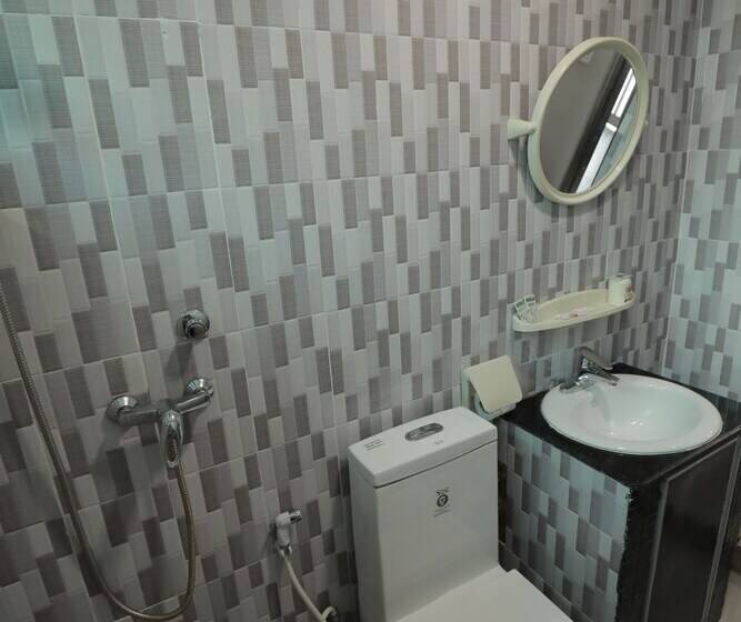 هتل Popular Kyaik Hto