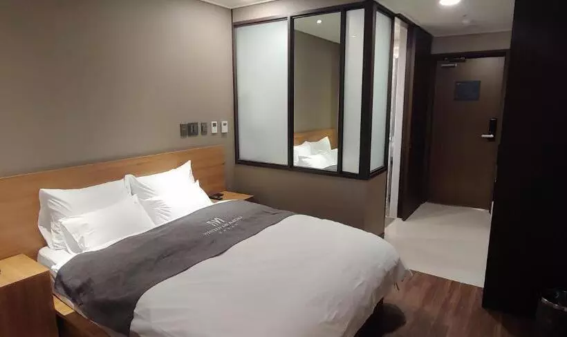 ホテル Westernbay Marina