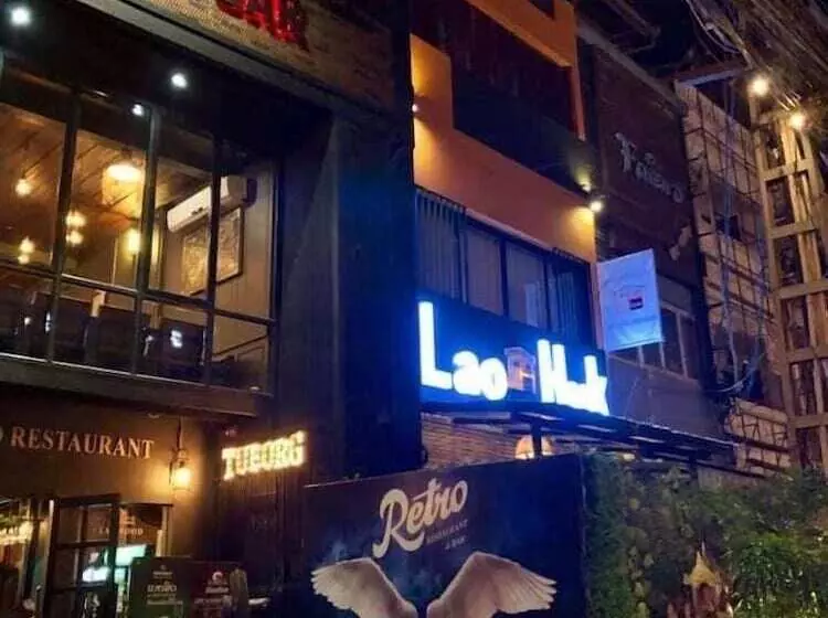 Lao Huk Bed And Cafe   Hostel