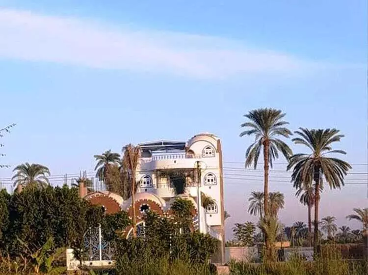 Moon Valley Apartments