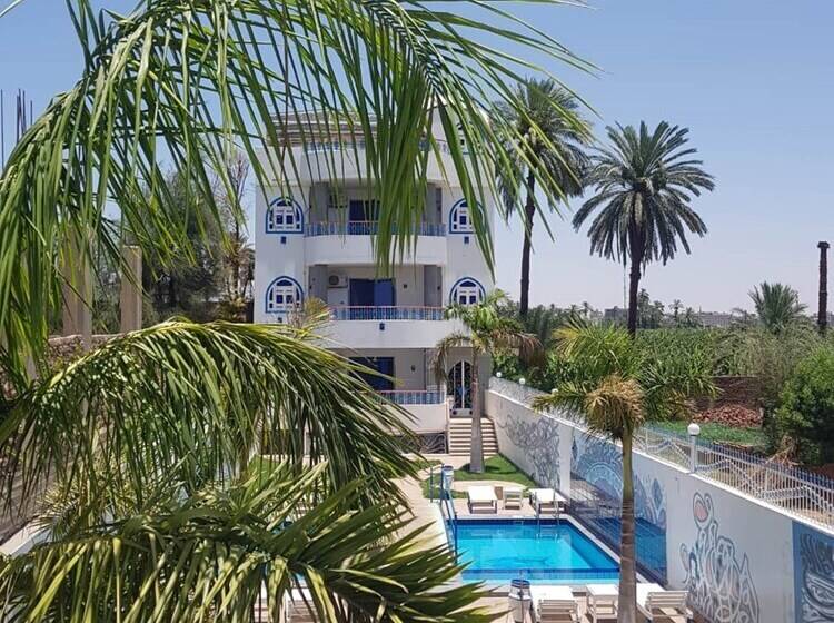 Moon Valley Apartments