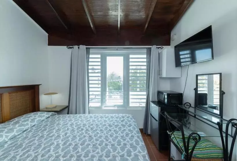 پانسیون Andalucia Guest House