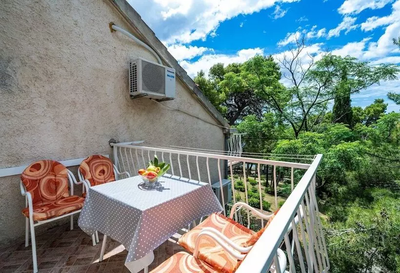 Majatalo Apartment & Rooms Papa