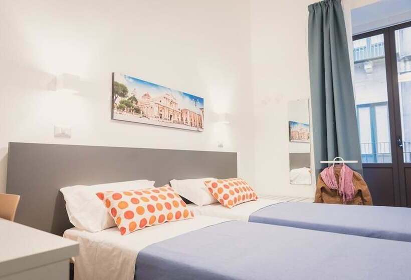 تختخواب و صبحانه Fladi House Catania