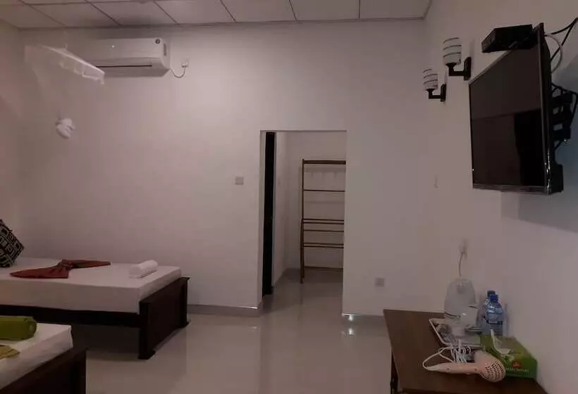 Aamiaismajoitus (B&B) Sigiri Hibiscus Villa