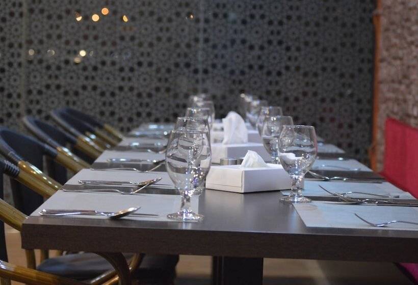 هتل Jabal Al Akhdar Grand