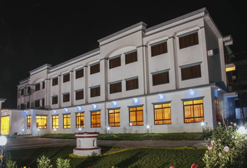 هتل Pawan Palace Lumbini