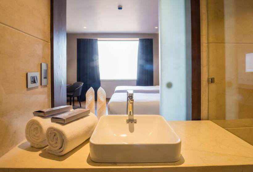 هتل Pawan Palace Lumbini