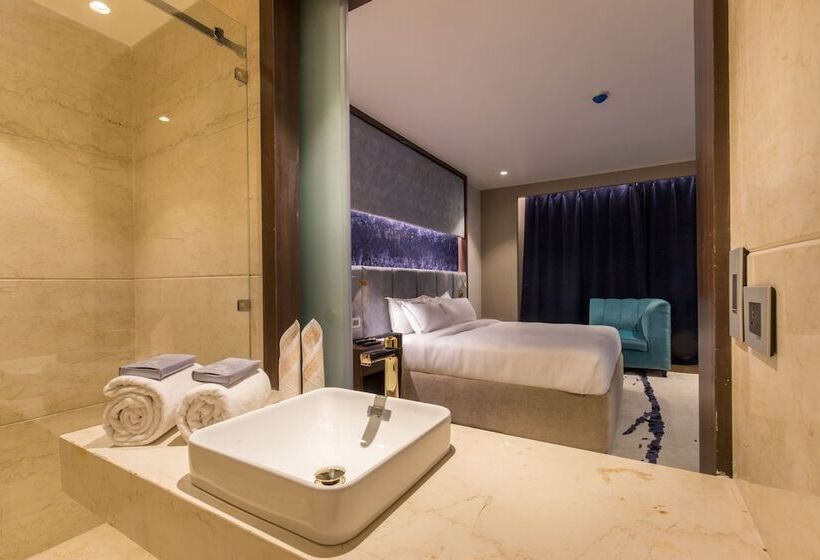 هتل Pawan Palace Lumbini