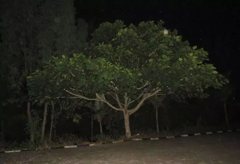 هتل Rebero Kivu Resort