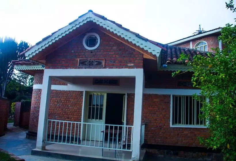 هتل Rebero Kivu Resort