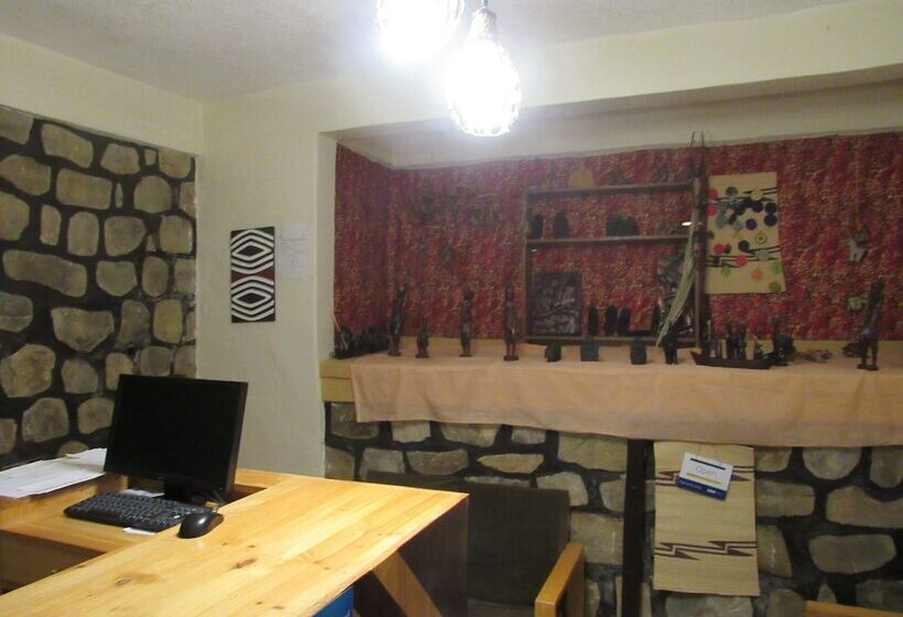 هتل Rebero Kivu Resort