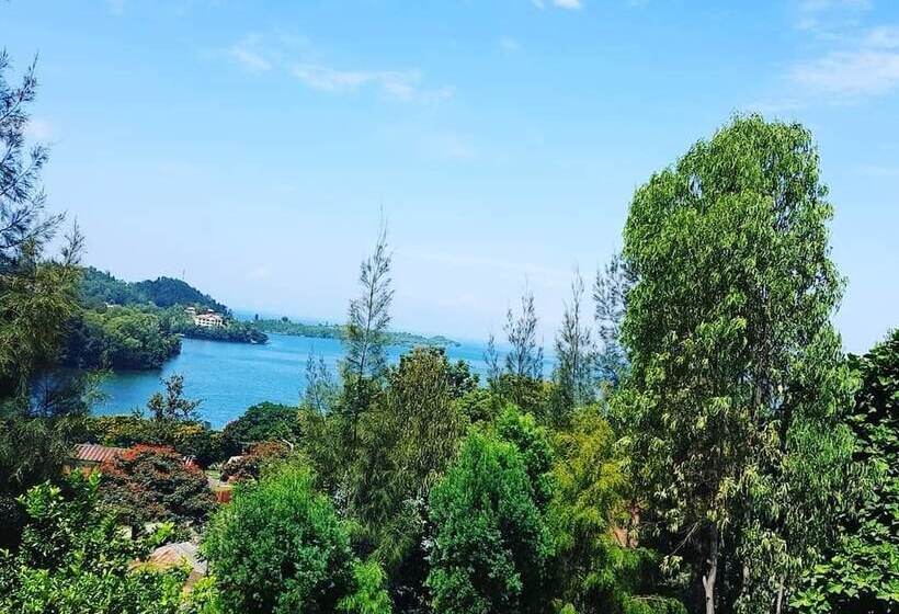 هتل Rebero Kivu Resort