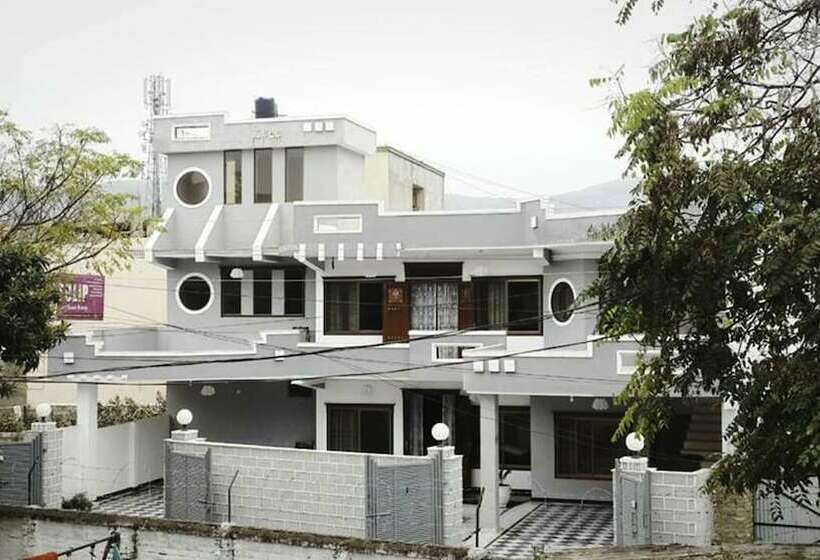 هتل Tulip Guest House