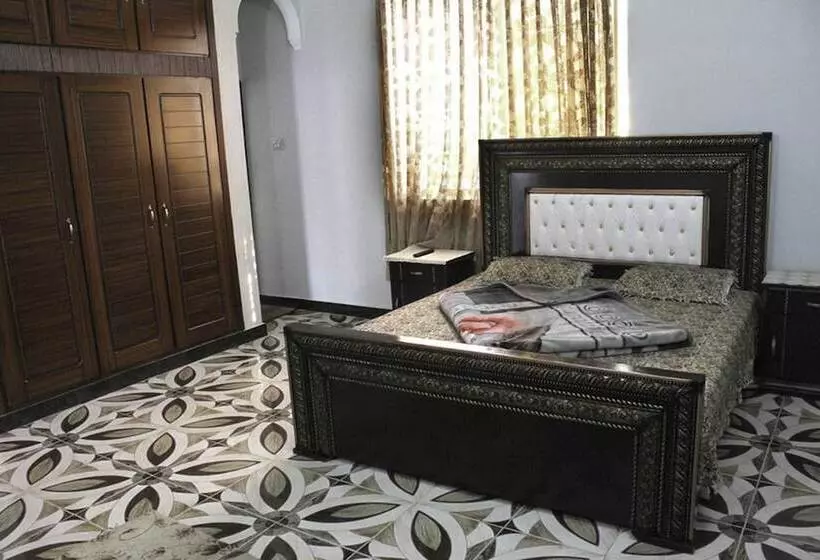 هتل Tulip Guest House