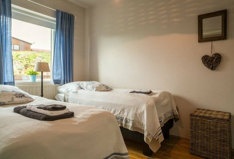 پانسیون Höfðagata Guesthouse