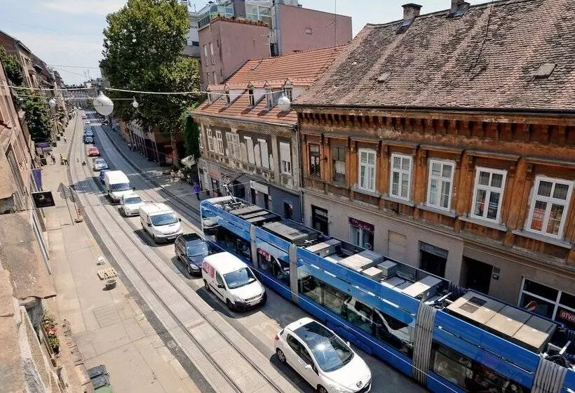 Majatalo Virtus Apartments And Rooms With Free Private Parking
