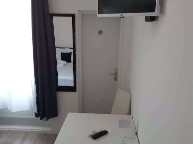 Majatalo Virtus Apartments And Rooms With Free Private Parking