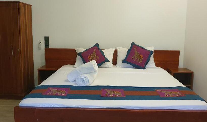 Bed and Breakfast Surf Ocean Villa