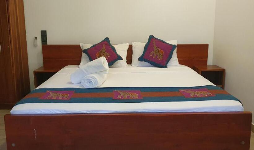 Bed and Breakfast Surf Ocean Villa