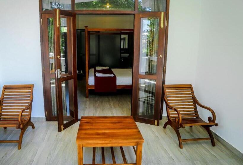 Bed and Breakfast Surf Ocean Villa