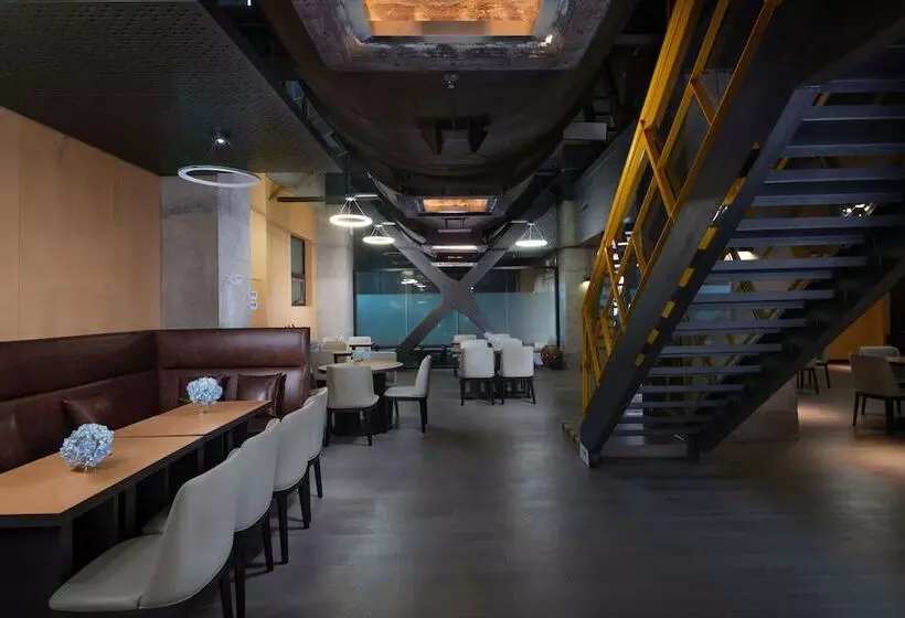 Hotelli Holiday Inn Express Beijing Shijingshan Parkview, An Ihg