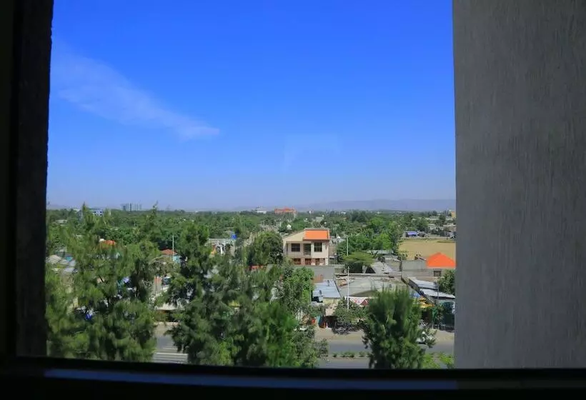 ホテル Kerawi International