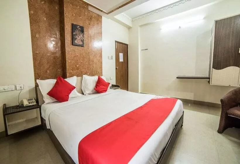 هتل Omni By Oyo Rooms