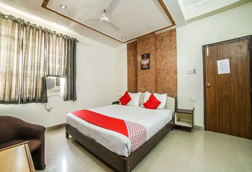 هتل Omni By Oyo Rooms