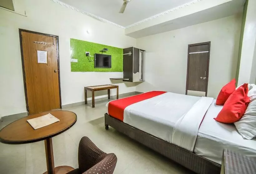 هتل Omni By Oyo Rooms