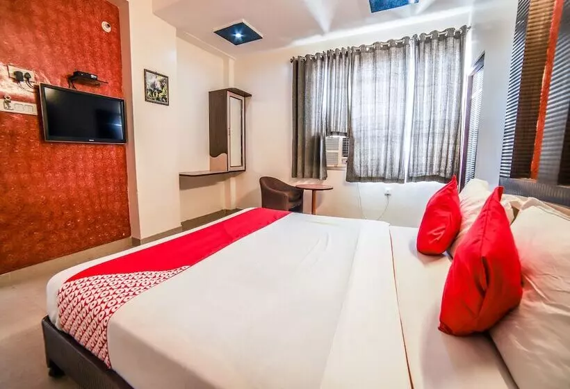 هتل Omni By Oyo Rooms