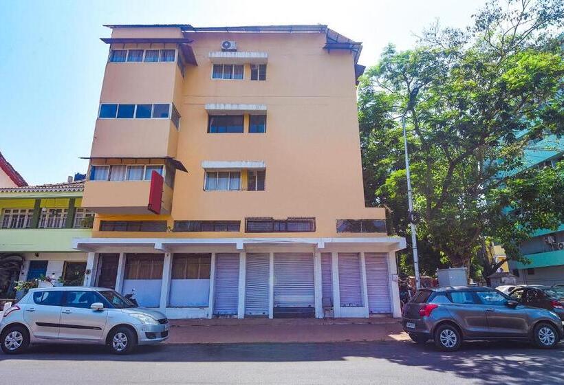 בית מלון כפרי Fabexpress Paradise Inn Panaji